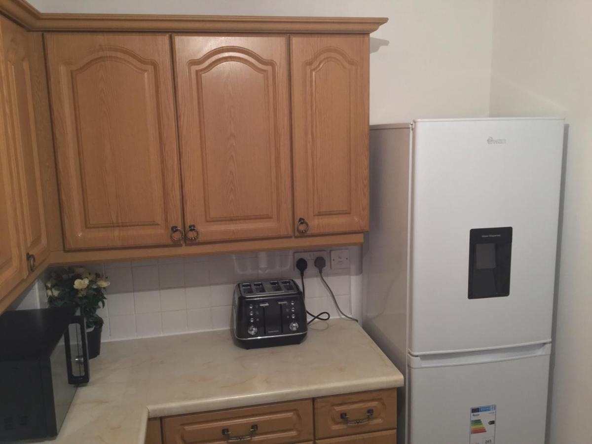 Quiet Residential Area Within Easy Reach Of Town Leilighet Manchester Eksteriør bilde