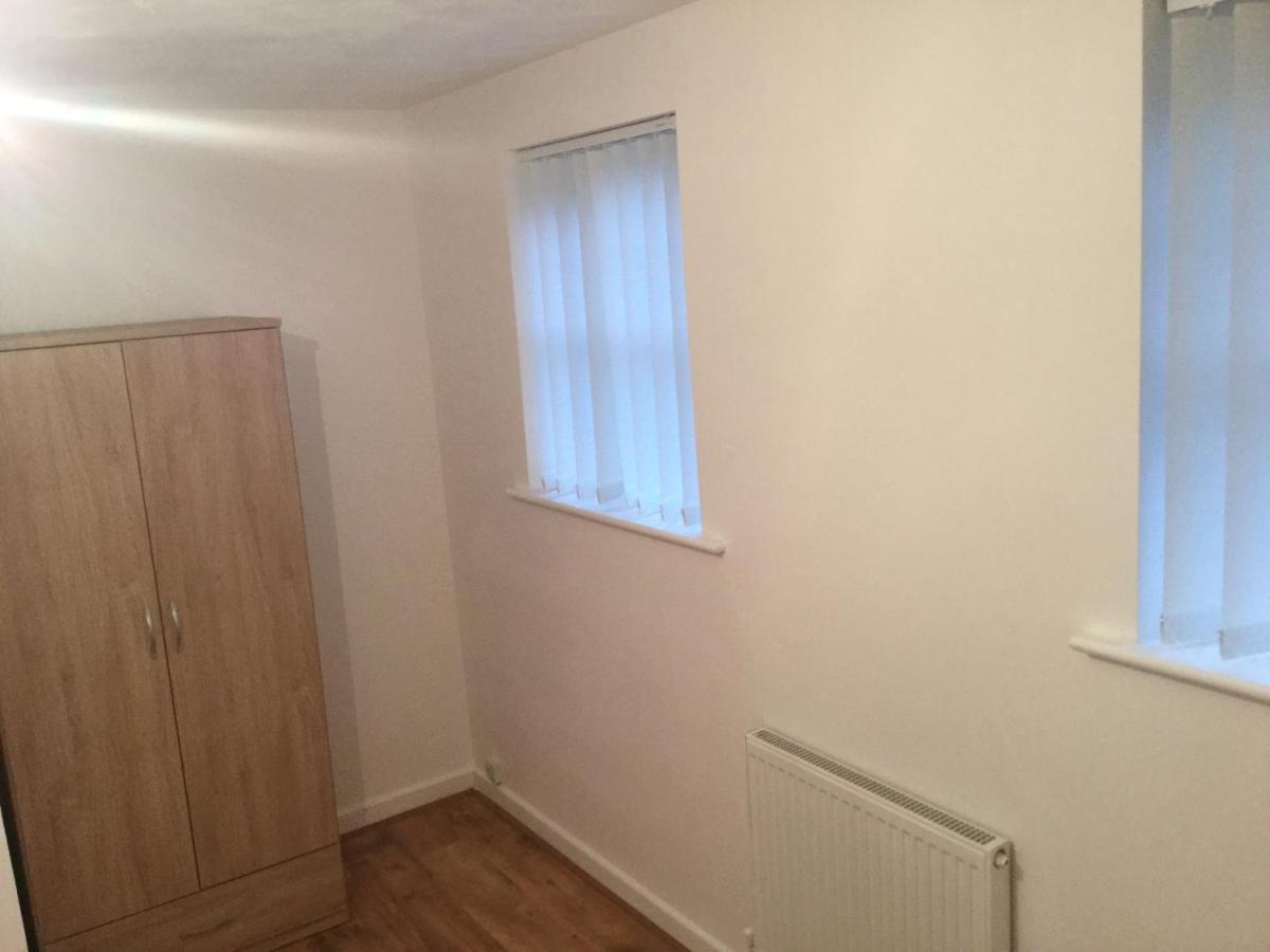 Quiet Residential Area Within Easy Reach Of Town Leilighet Manchester Eksteriør bilde