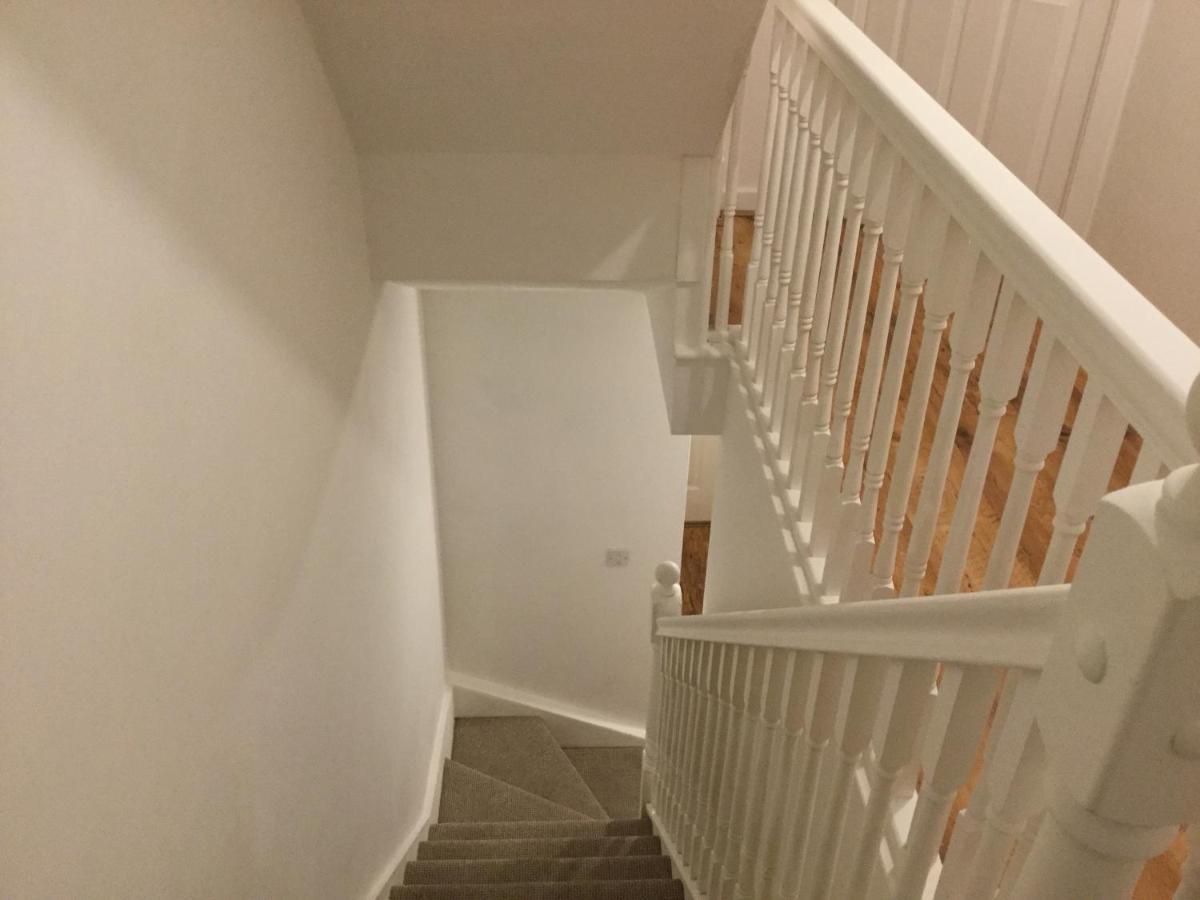 Quiet Residential Area Within Easy Reach Of Town Leilighet Manchester Eksteriør bilde